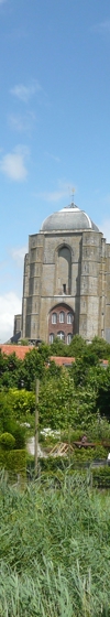Het beschermd stadsgezicht van Veere met op de achtergrond de Grote Kerk.