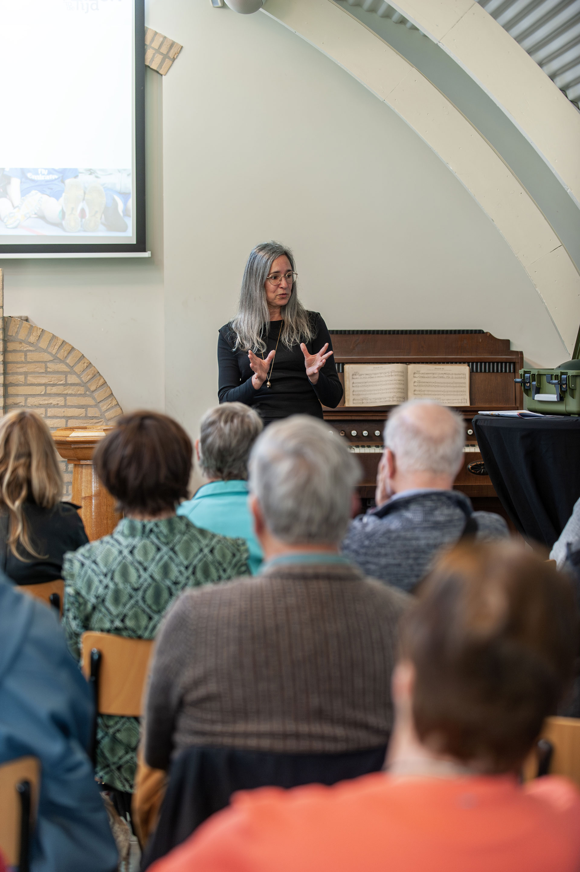 Daniëlle Otten van Erfgoed Zeeland vertelt over het project Reizen in de Tijd.