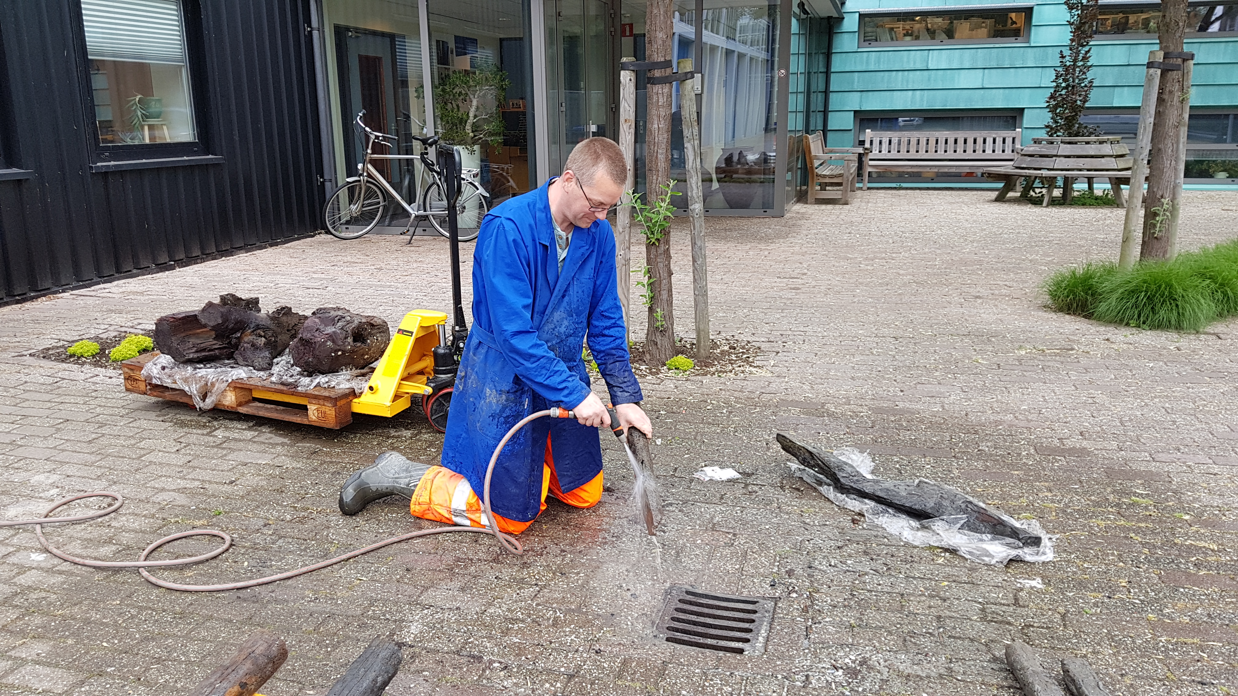 Houten palen uit Oud-Rilland