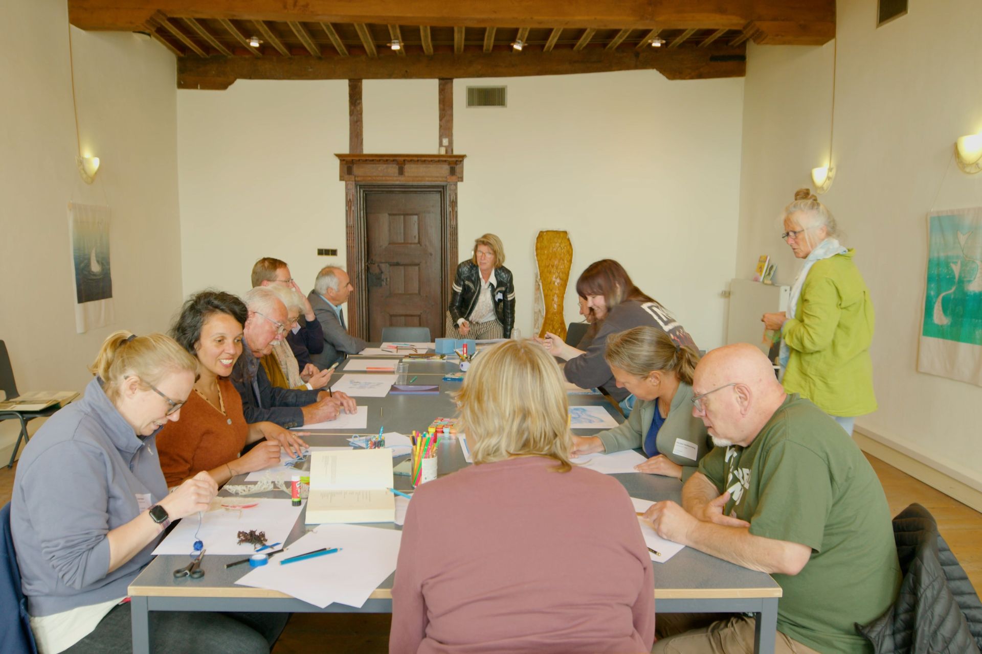 Workshop illustreren en verhalen schrijven met Monique van den Hout.
