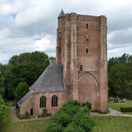 De hervormde kerk van Sint Anna ter Muiden.