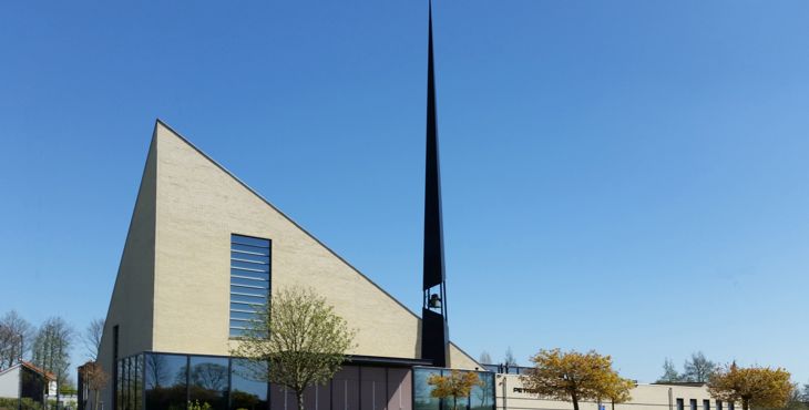 De Petrakerk, Gereformeerde Gemeente in Kapelle. 