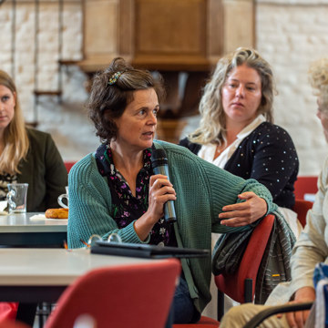 Greet Melis van Comeet Erfgoedcel Meetjesland over ervaringen in Vlaanderen.