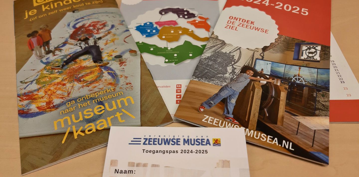 Uitstalling van publieksgidsje 