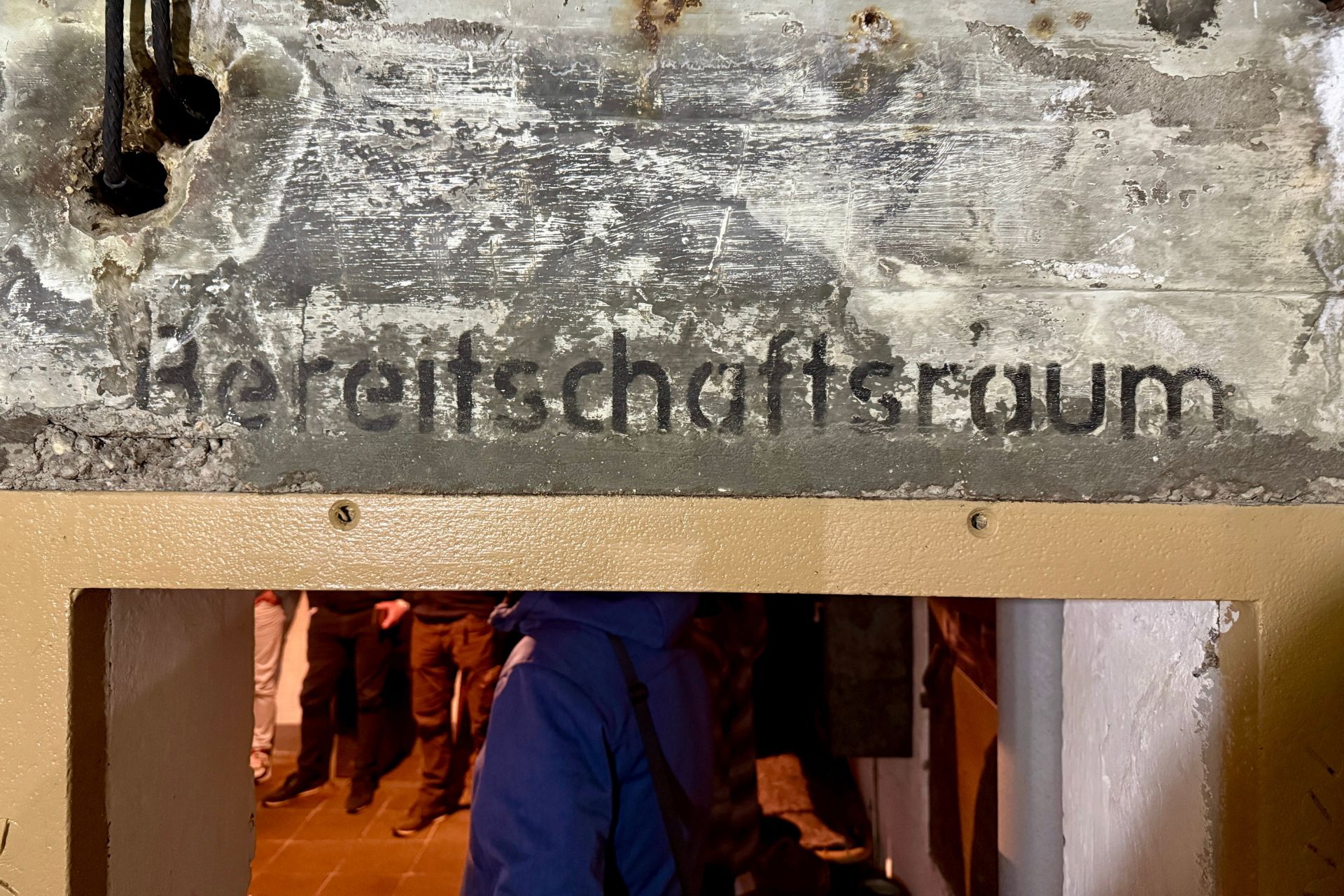De Bereitschaftsraum (wachtlokaal) van de bunker aan de Eerste Binnenhaven.