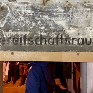 De Bereitschaftsraum (wachtlokaal) van de bunker aan de Eerste Binnenhaven.