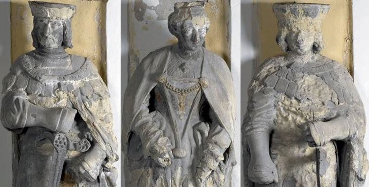 Drie beelden, Anna van Borsele (midden), haar echtgenoot Filips van Bourgondië-Beveren (links) en hun zoon Adolf van Bourgondië-Beveren (rechts).