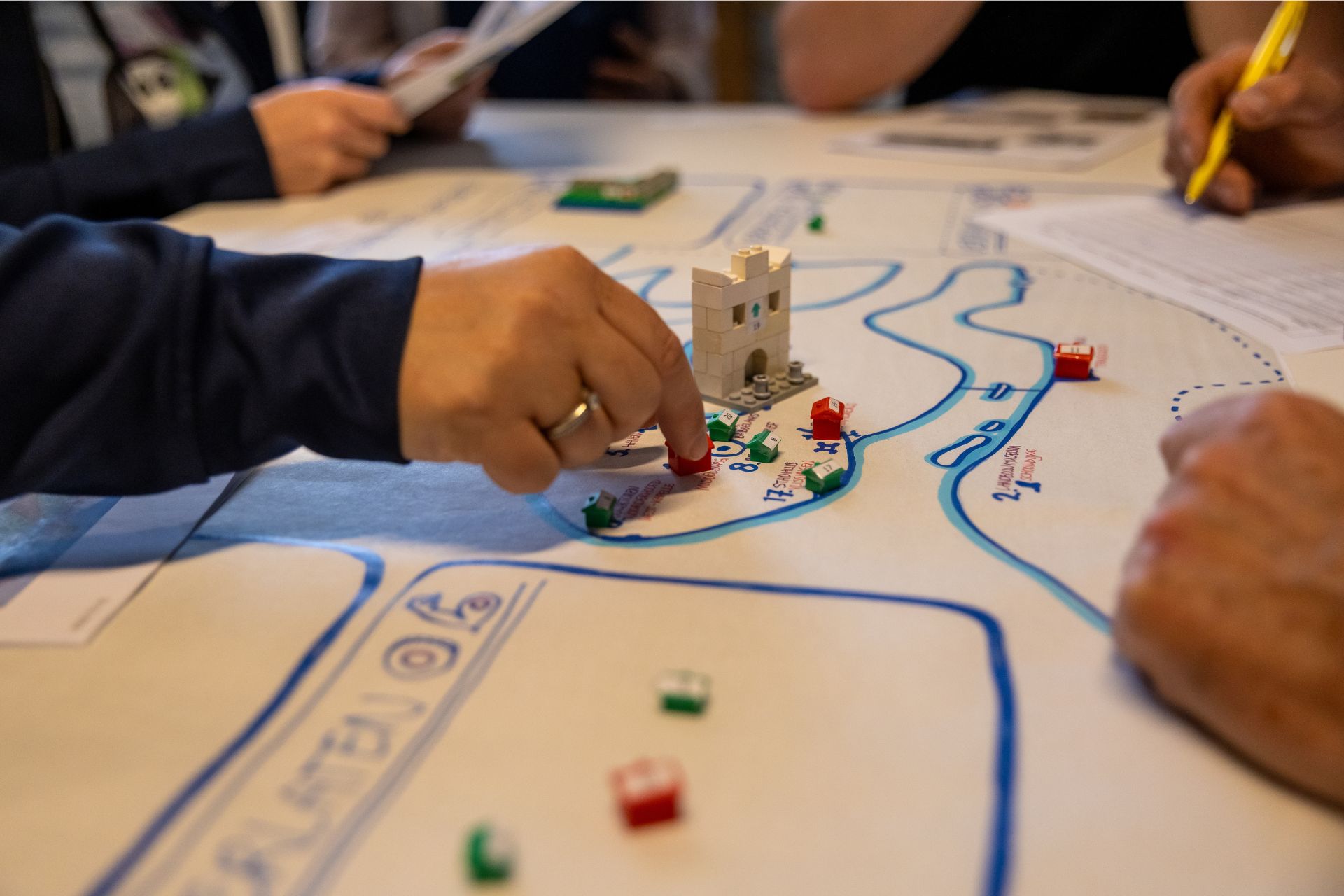 Lastige keuzes maken tijdens de Serieus Game Erfgoed en Klimaatverandering van de Rijksdienst voor het Cultureel Erfgoed.