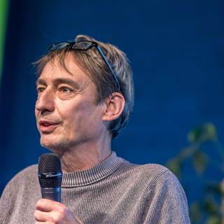 Bernard Meijlink van de Walcherse Archeologische Dienst met zijn lezing 