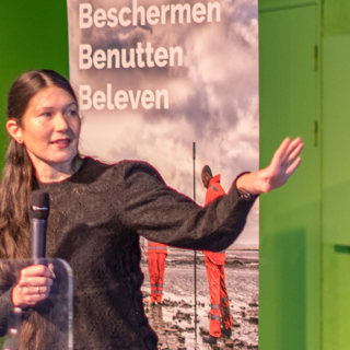 Dianne van de Zande van Erfgoed Zeeland over Beach Archaeology. Samen op zoek naar de Romeinse kustlimes.