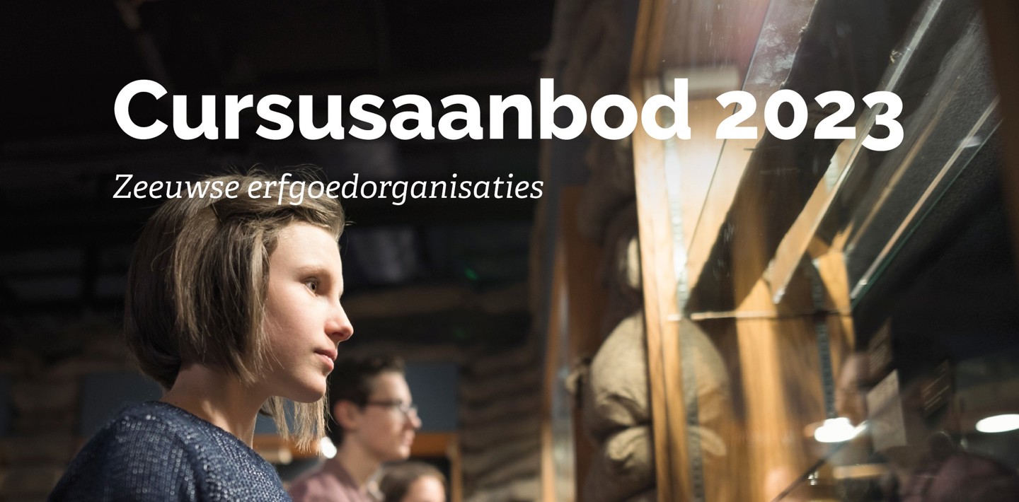 De omslag van de brochure met het cursusaanbod voor 2023. 